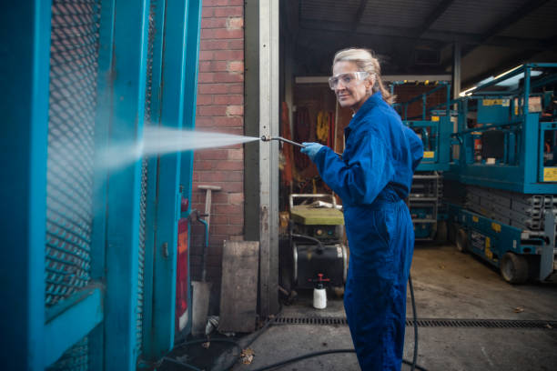 Best Commercial Building Pressure Washing  in North Utica, IL
